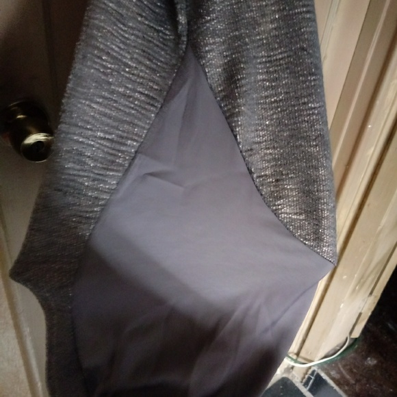 Apt 9 top (new without tags) - Picture 4 of 6